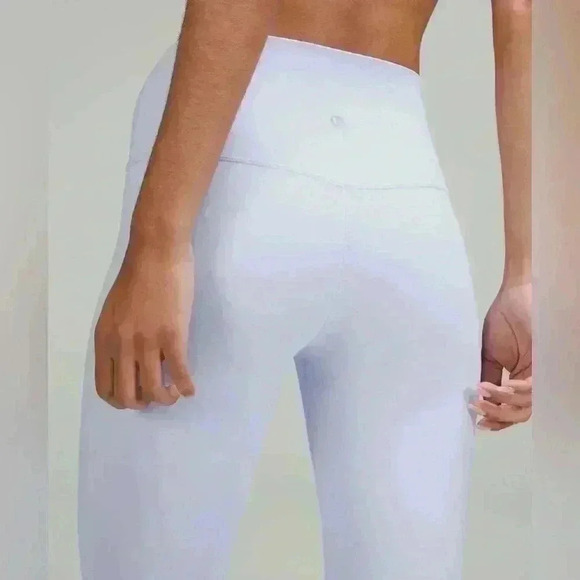 Lululemon  Align High-Rise Crop 23" - Picture 3 of 5